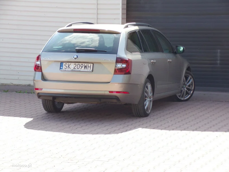 Skoda Octavia III 10