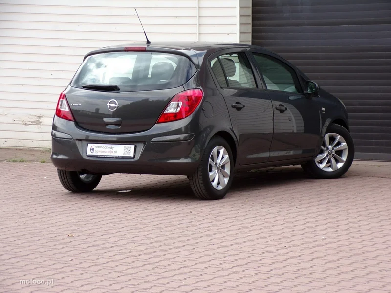 Opel Corsa D 16