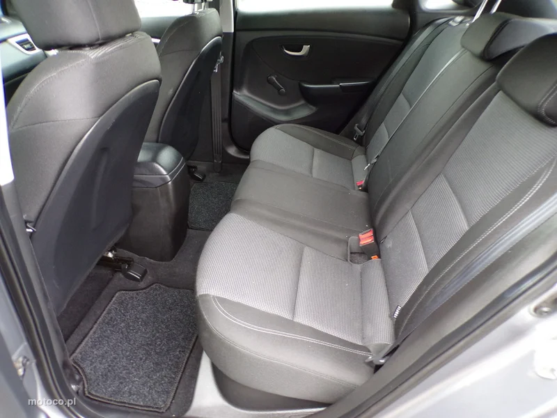 Hyundai i30 23