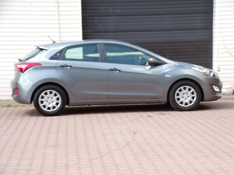 Hyundai i30 4
