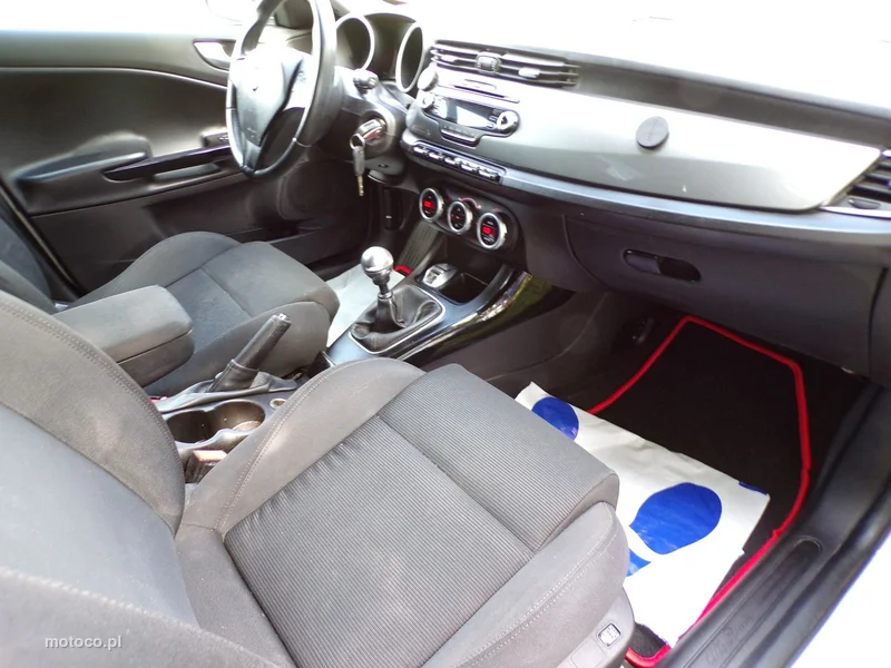 Alfa Romeo Giulietta 28
