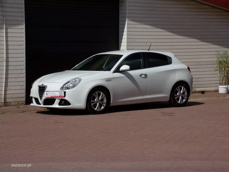 Alfa Romeo Giulietta 9