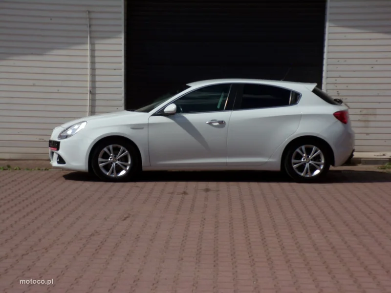 Alfa Romeo Giulietta 10