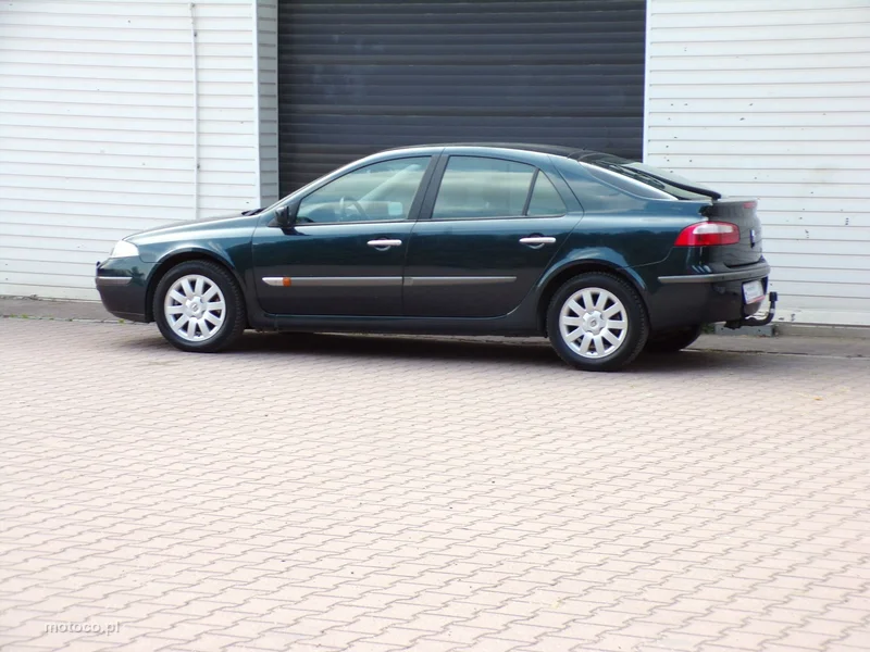 Renault Laguna II 11