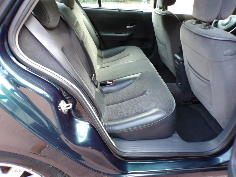 Renault Laguna II 30