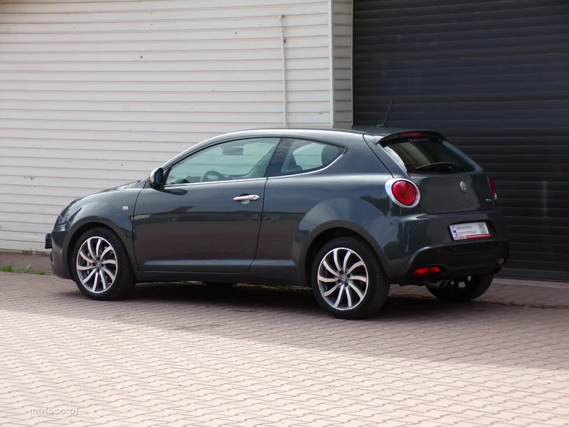 Alfa Romeo MiTo 16