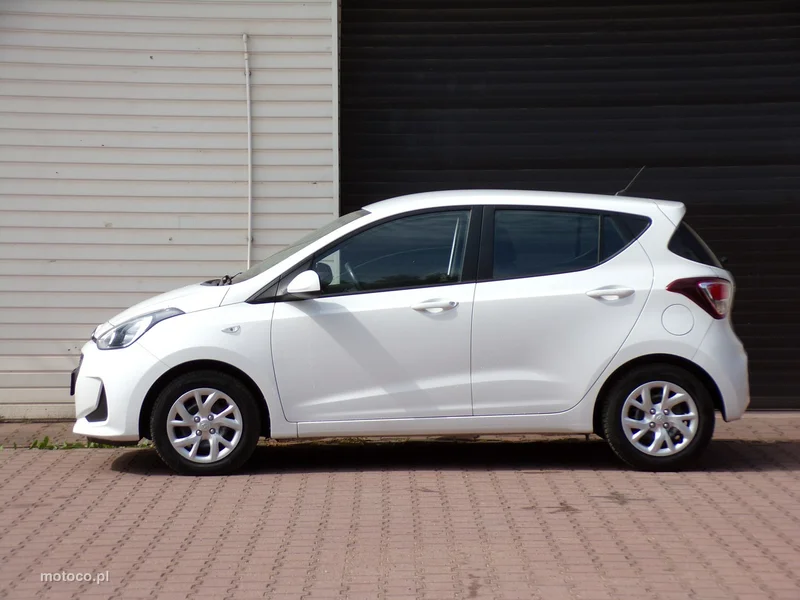 Hyundai i10 9