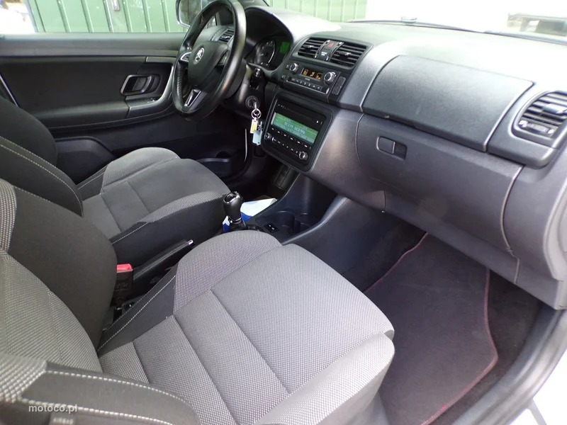 Skoda Fabia II 24