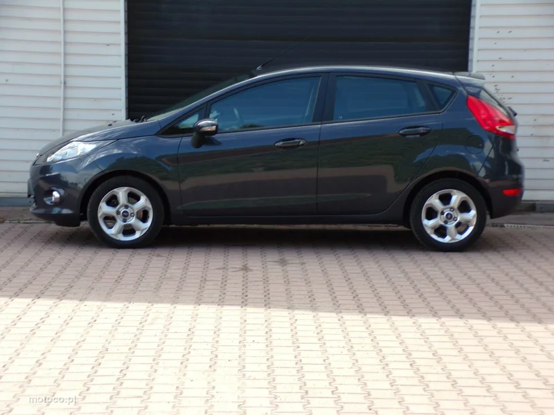 Ford Fiesta VI 16