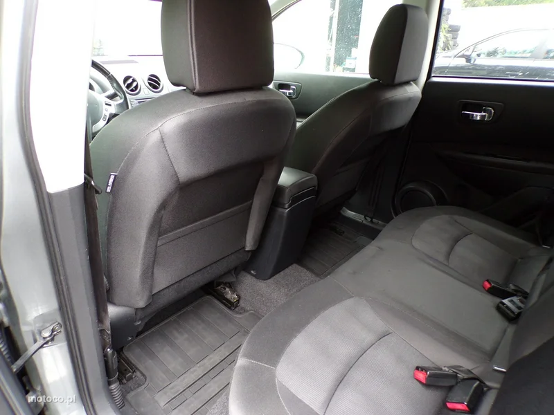 Nissan Qashqai 25