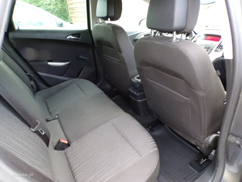 Opel Astra J 22