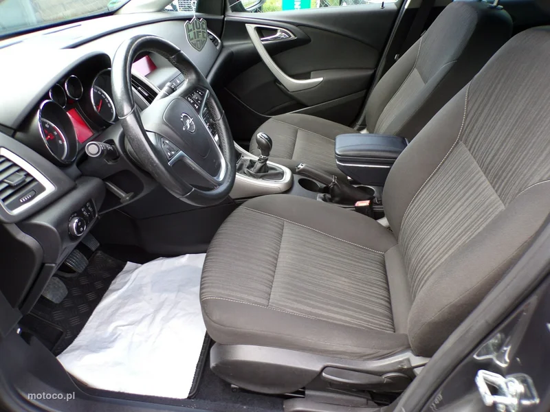 Opel Astra J 27