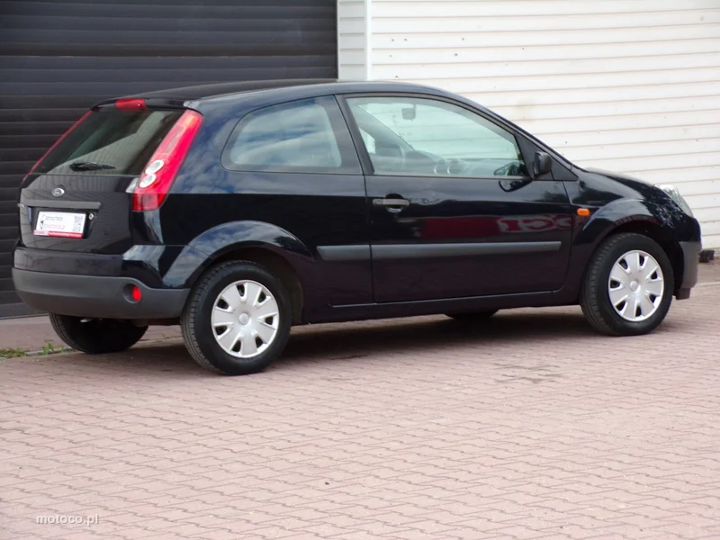 Ford Fiesta V 11