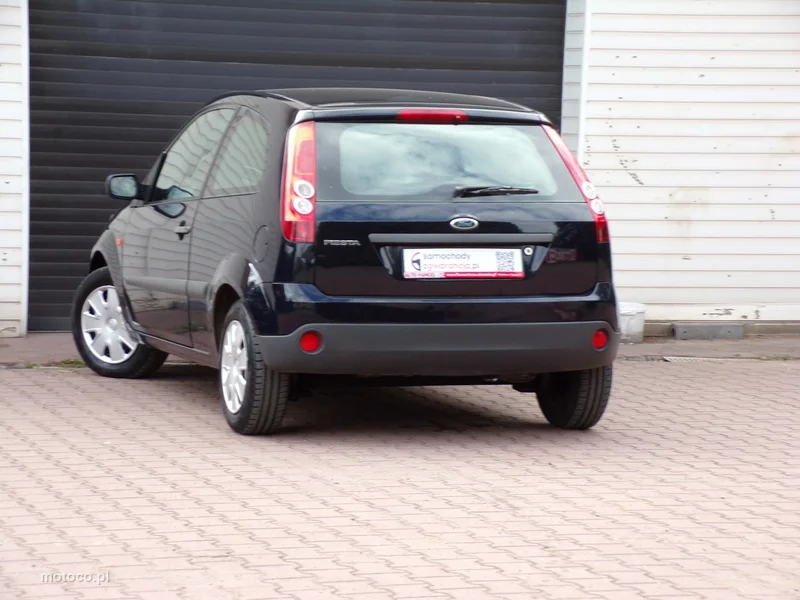 Ford Fiesta V 9
