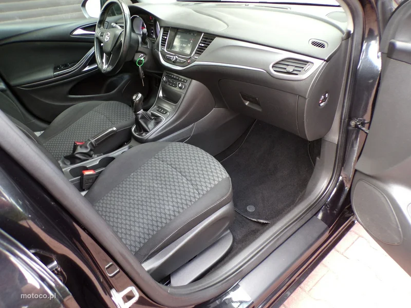 Opel Astra K 21