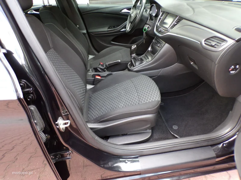 Opel Astra K 22