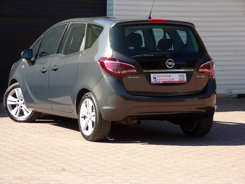 Opel Meriva B 15