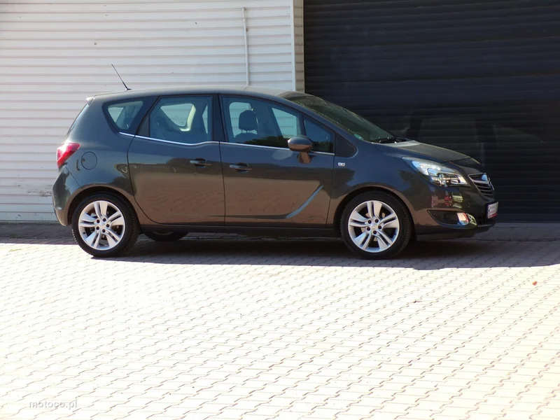Opel Meriva B 4