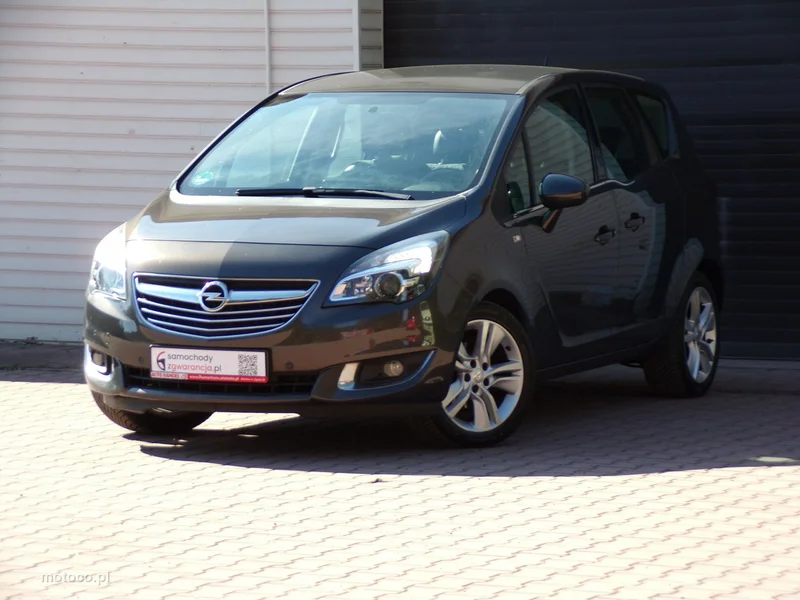 Opel Meriva B 8