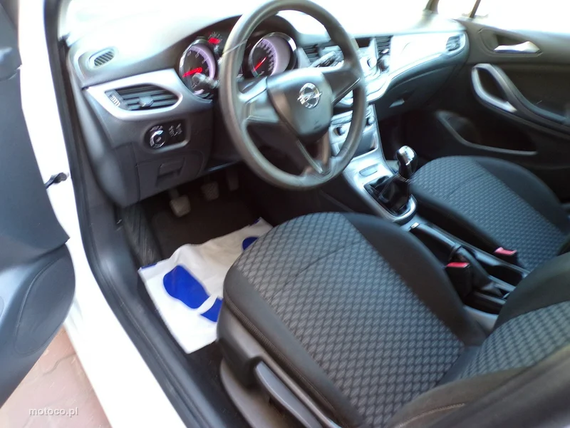 Opel Astra K 16