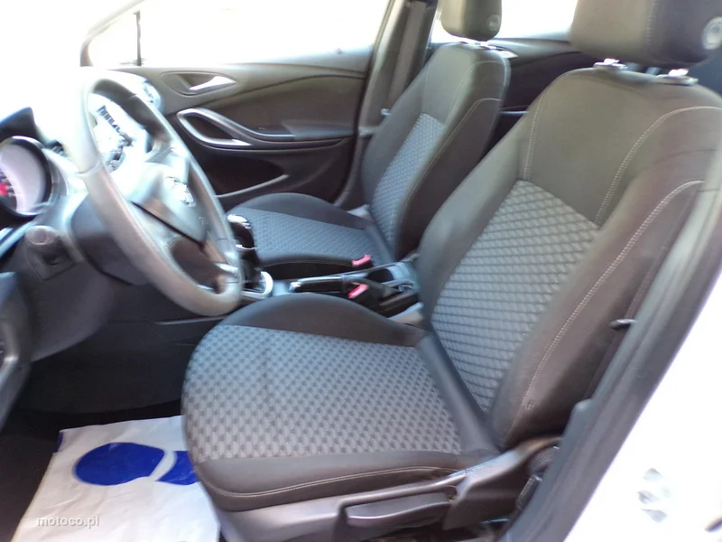 Opel Astra K 18