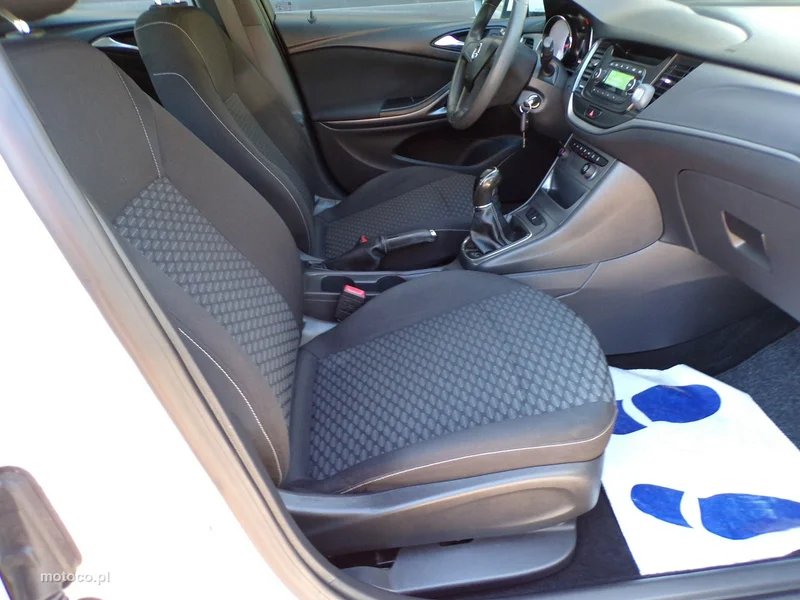 Opel Astra K 24