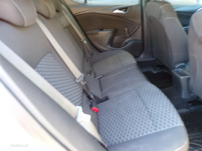 Opel Astra K 27