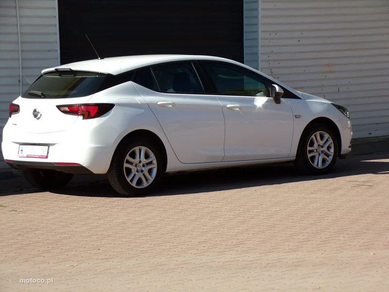 Opel Astra K 4