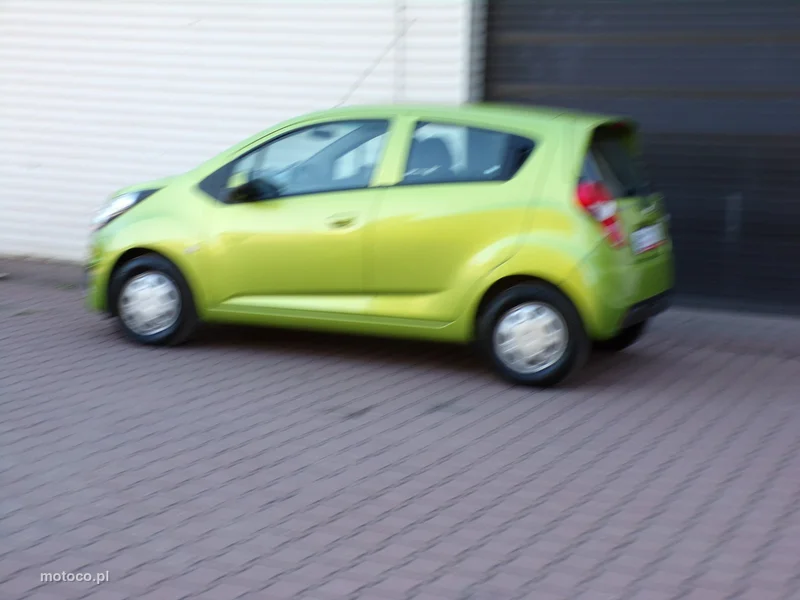 Chevrolet Spark 12
