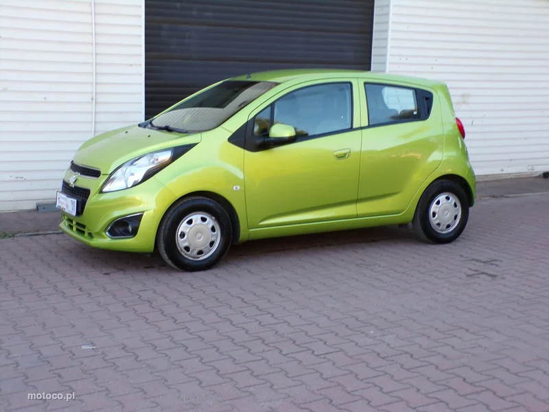 Chevrolet Spark 10