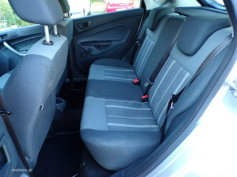 Ford Fiesta VI 24