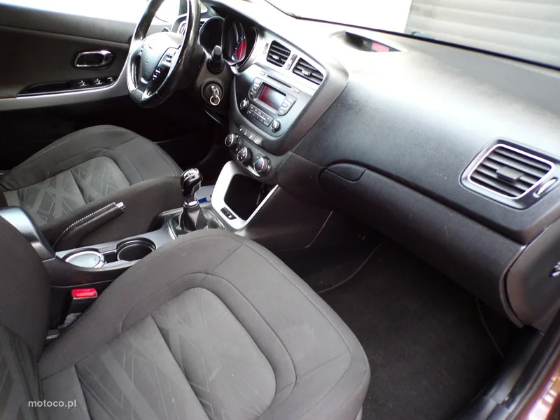 Kia Cee'd 24