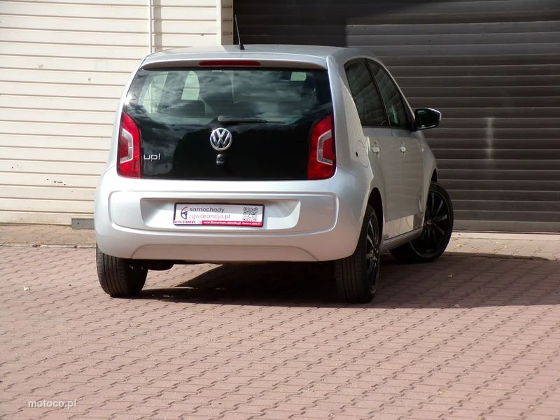 Volkswagen up! 13