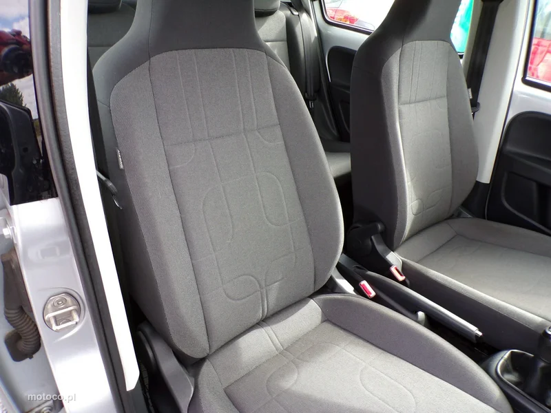 Volkswagen up! 18