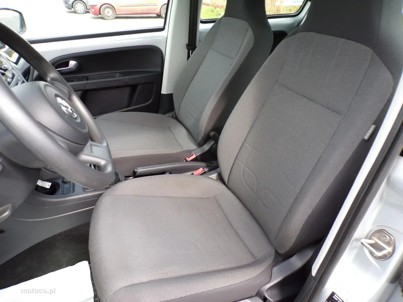 Volkswagen up! 27