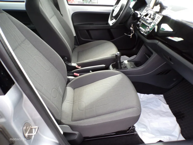 Volkswagen up! 33