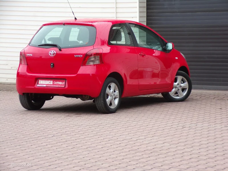 Toyota Yaris XP90 13