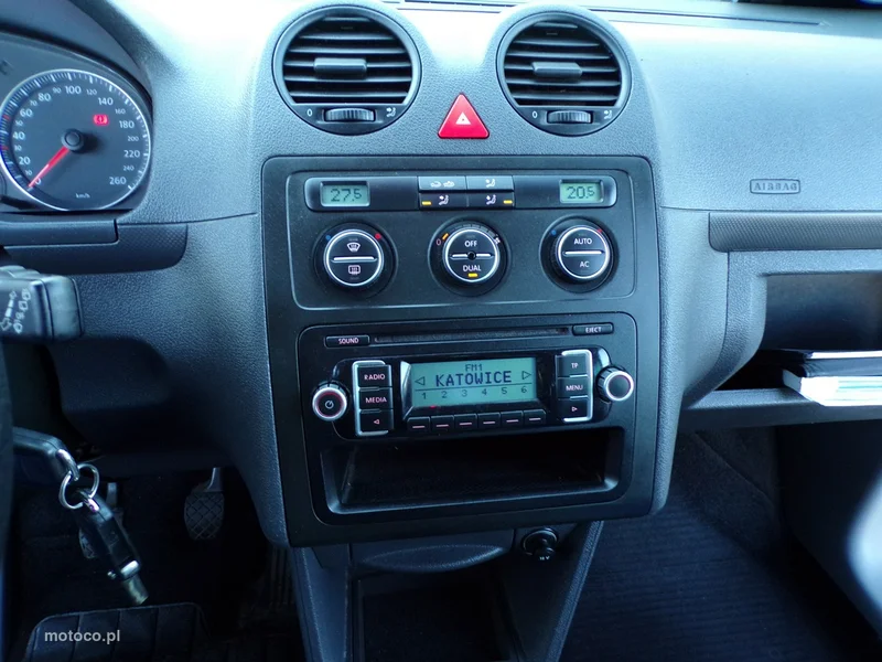 Volkswagen Caddy III 25