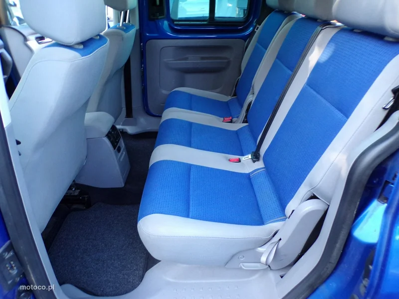 Volkswagen Caddy III 26