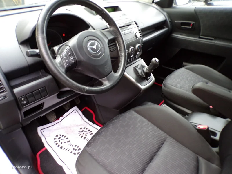 Mazda 5 17