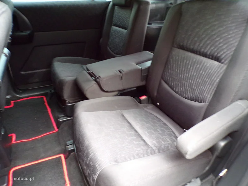 Mazda 5 27