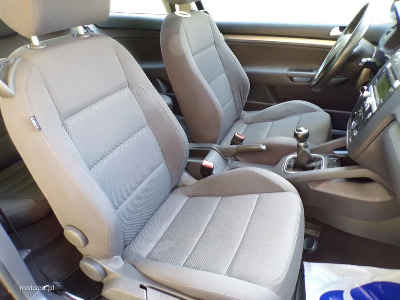 Volkswagen Golf V 24