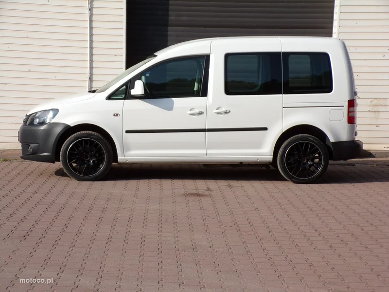Volkswagen Caddy III 9