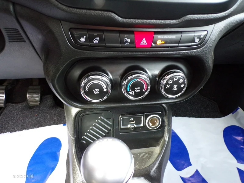 Jeep Renegade 22