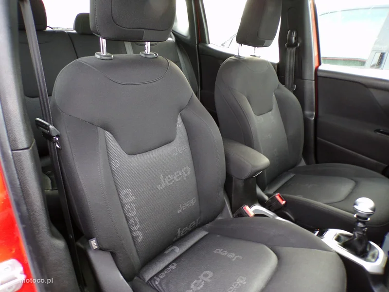 Jeep Renegade 26