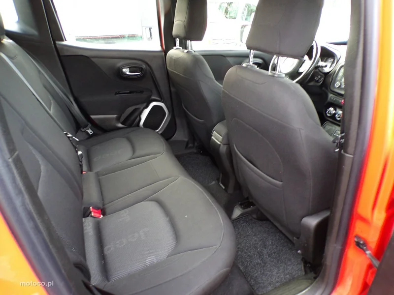 Jeep Renegade 27