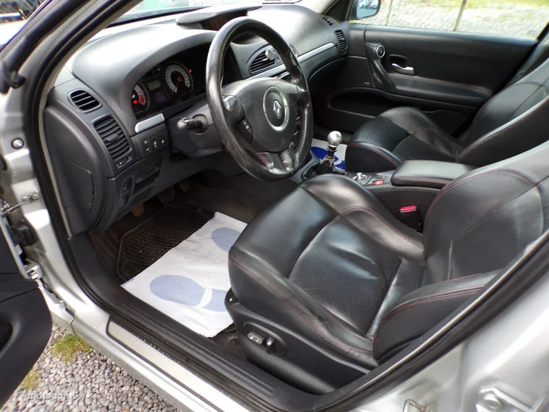 Renault Laguna II 18