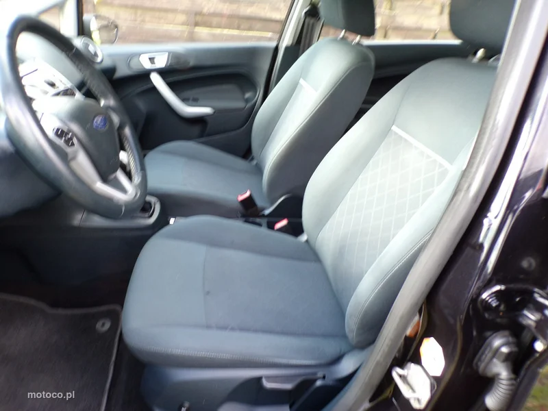 Ford Fiesta VI 27