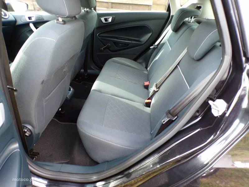 Ford Fiesta VI 30