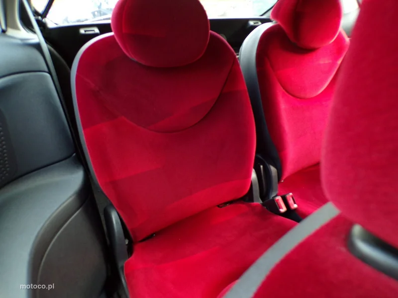 Citroen C2 24